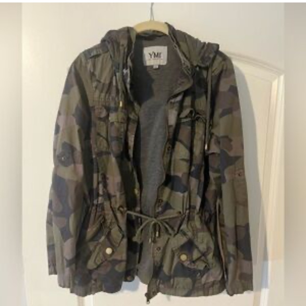 YMI Camouflage Utility Jacket with Hood - Picture 2 of 6